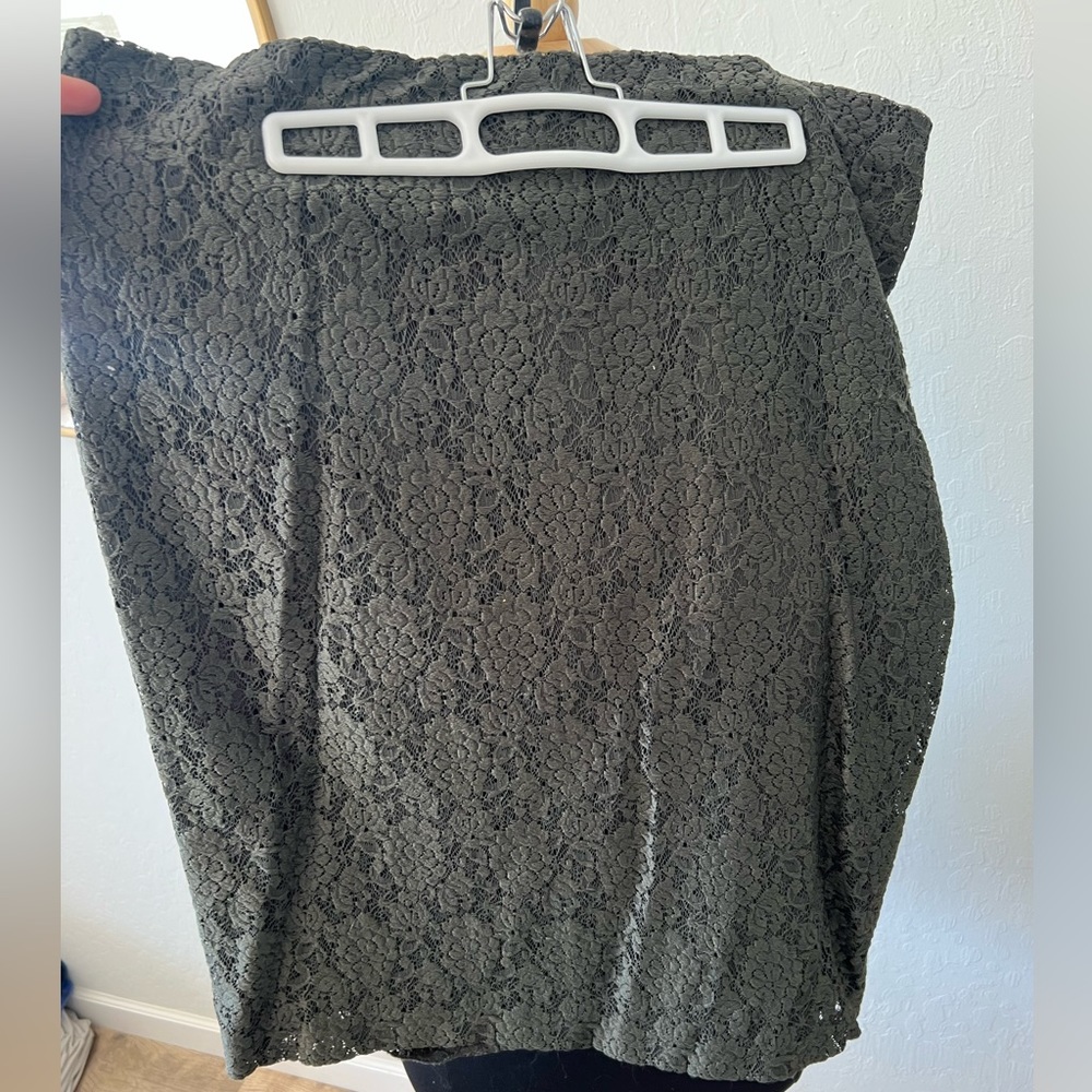 Ann Taylor Green Lace Pencil Skirt